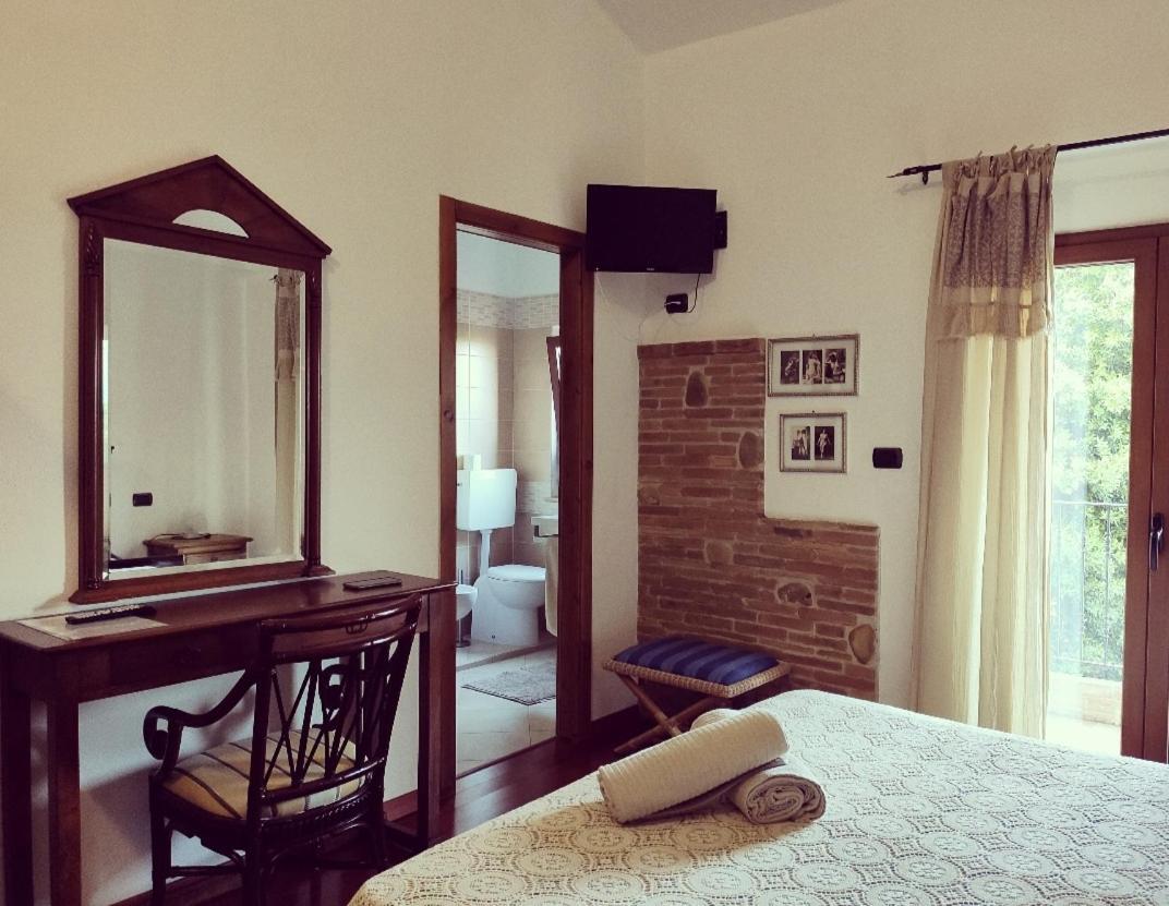 Casale Del Sole Bed & Breakfast *