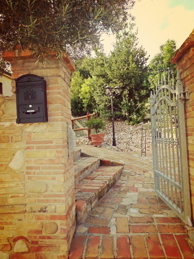 Casale Del Sole Bed & Breakfast *